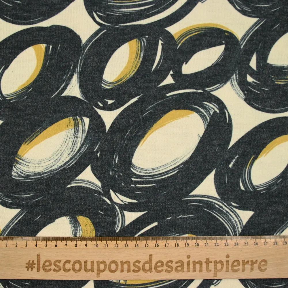 Maille imprimée en rotation gris fond écru – Image 3