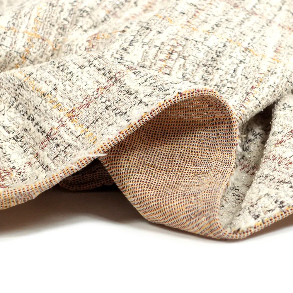 Maille Coco polycoton lurex carreaux rouge et jaune fond blanc cassé – Image 5