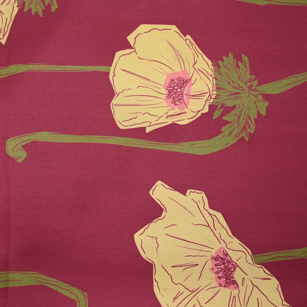 Satin de viscose imprimé grande fleurs fond framboise glacé